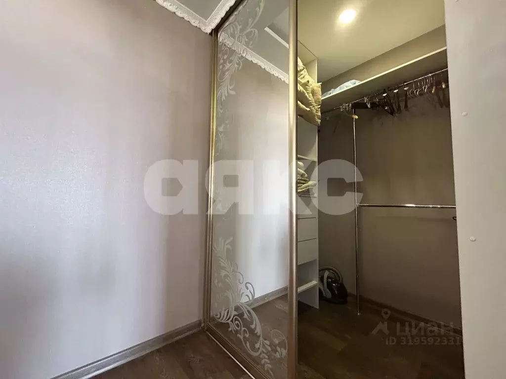 1-к кв. Краснодарский край, Горячий Ключ ул. Закруткина, 47 (42.0 м) - Фото 1