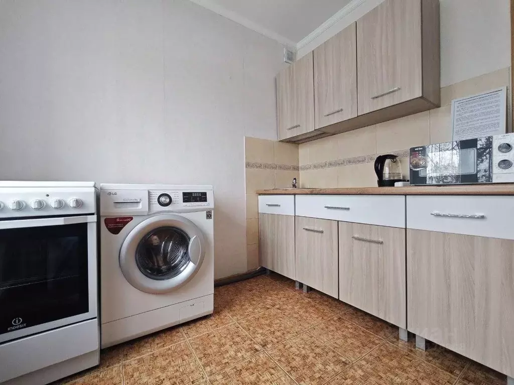 2-к кв. Бурятия, Улан-Удэ ул. Бабушкина, 27 (45.0 м) - Фото 2