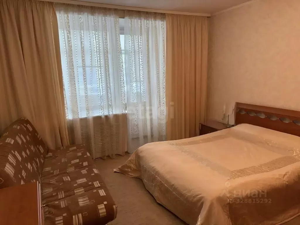 3-к кв. Пермский край, Пермь ул. Революции, 7 (89.5 м) - Фото 1