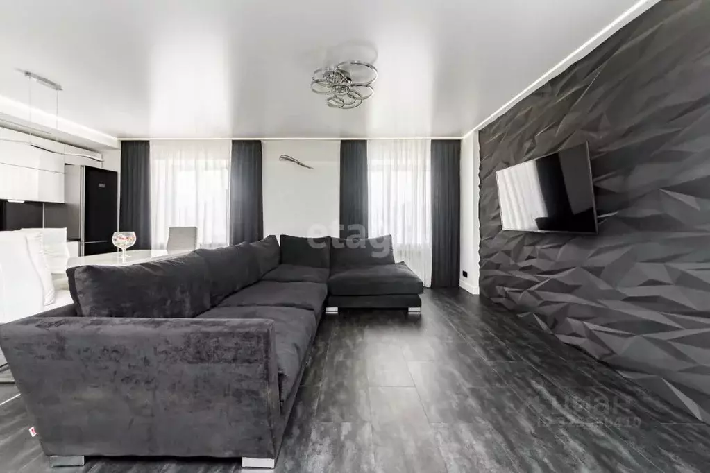 3-к кв. Тюменская область, Тюмень Широтная ул., 188А (96.9 м) - Фото 1