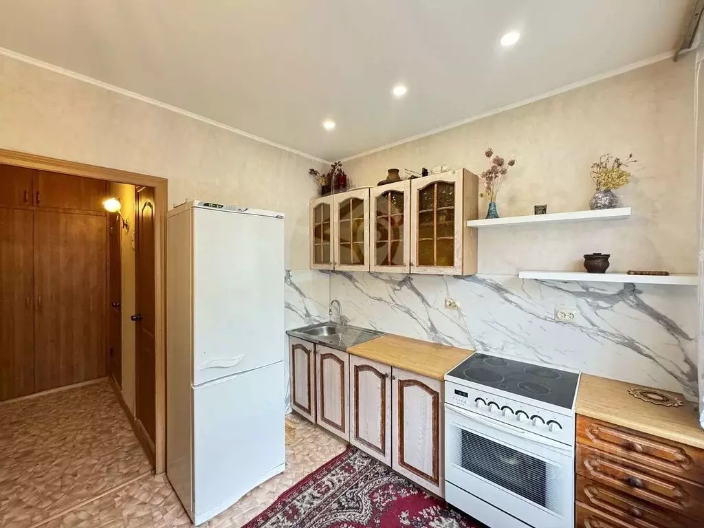 2-к кв. Белгородская область, Старый Оскол Королева мкр, 11 (52.5 м) - Фото 0