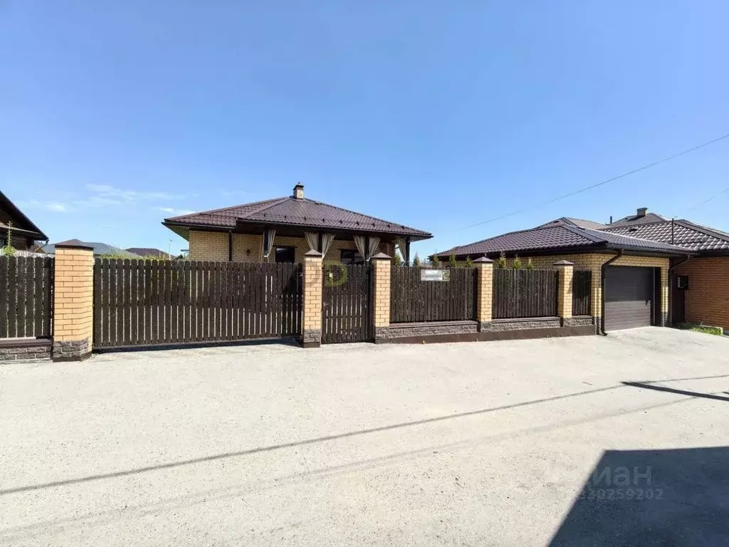 Дом в Алтайский край, Барнаул городской округ, пос. Плодопитомник ул. ... - Фото 2