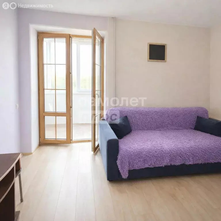 3-комнатная квартира: Смоленск, улица Толмачёва, 3 (70 м) - Фото 2