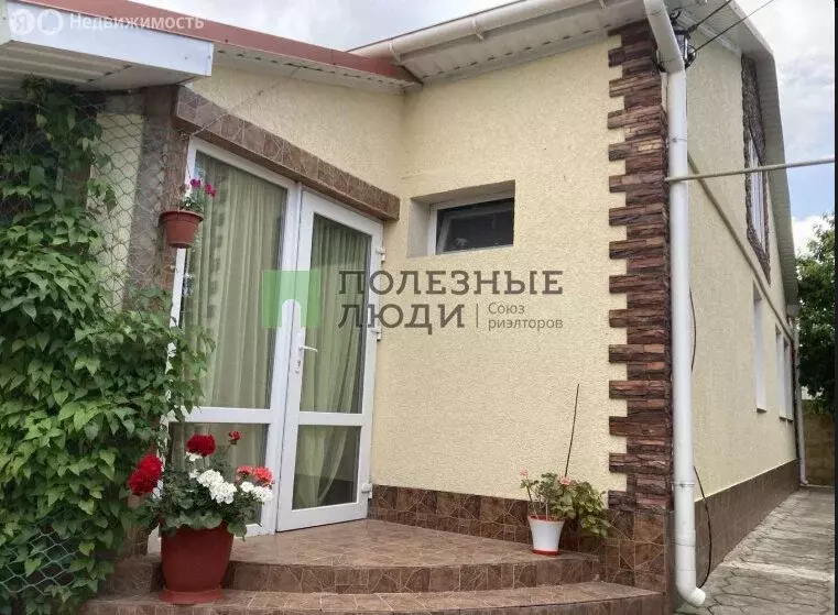 Дом в Евпатория, улица Тумен (117.3 м) - Фото 2