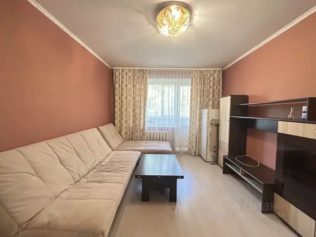 1-к кв. Оренбургская область, Оренбург Брестская ул., 5/1 (37.0 м) - Фото 1
