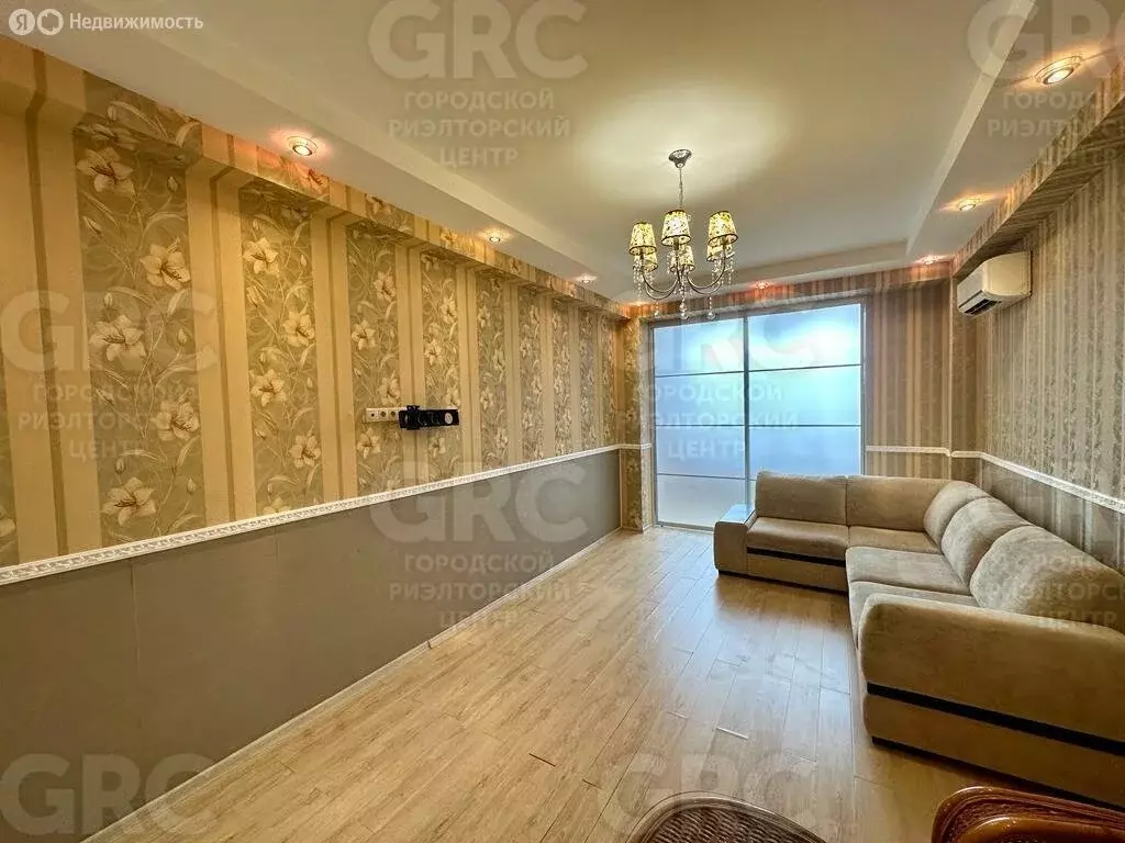 3-комнатная квартира: Сочи, микрорайон Мамайка, Анапская улица, 3/12 ... - Фото 0