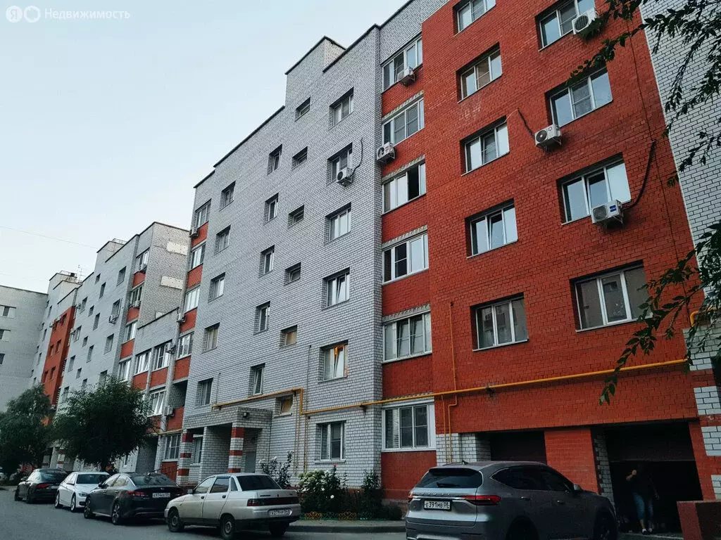 2-комнатная квартира: Волгоград, улица Базарова, 2 (71.1 м) - Фото 0