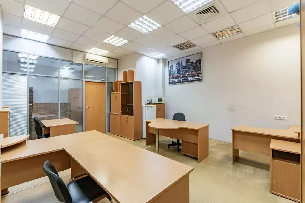 Офис в Свердловская область, Екатеринбург ул. Красных Командиров, 29 ... - Фото 1