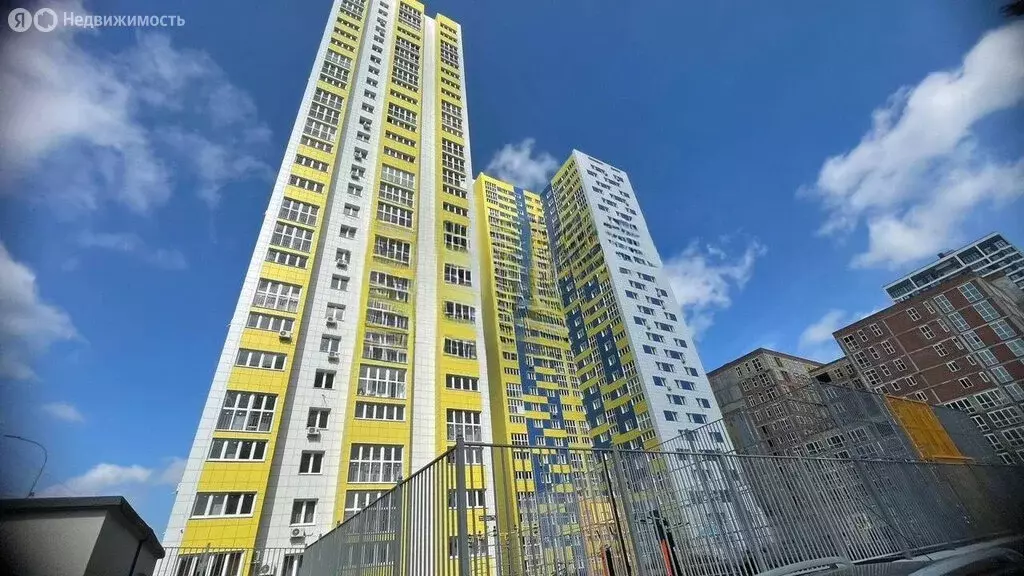 2-комнатная квартира: Уфа, улица Пархоменко, 151/1 (55 м) - Фото 1