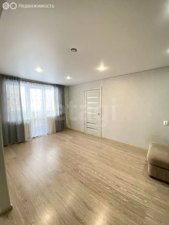 2-комнатная квартира: Киров, улица Защитников Отечества, 34 (44.7 м) - Фото 2