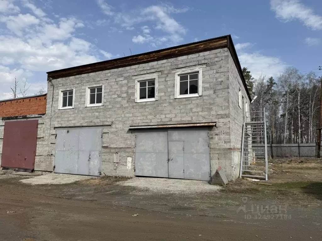 Гараж в Свердловская область, Екатеринбург муниципальное образование, ... - Фото 2