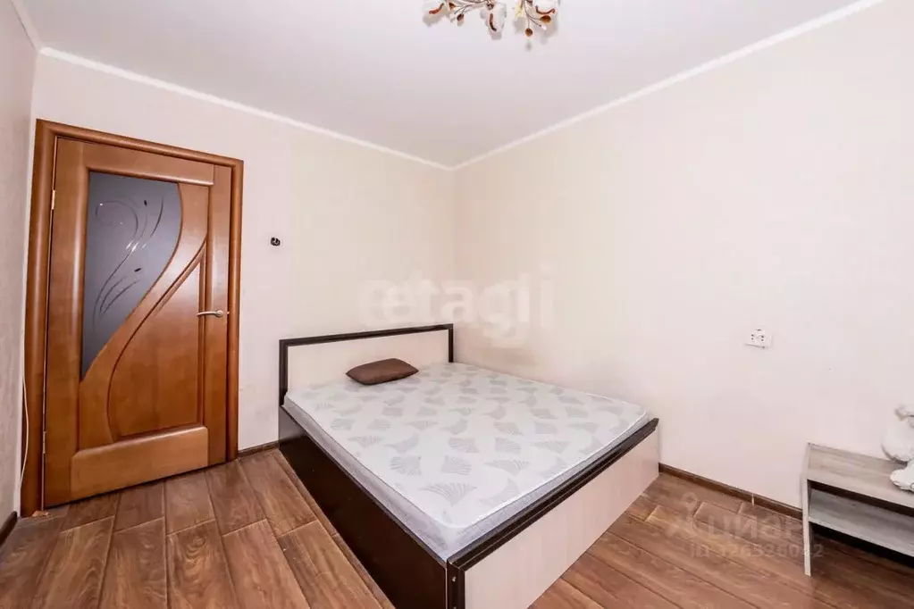 2-к кв. Вологодская область, Великий Устюг Гледенская ул., 43Г (65.0 ... - Фото 1