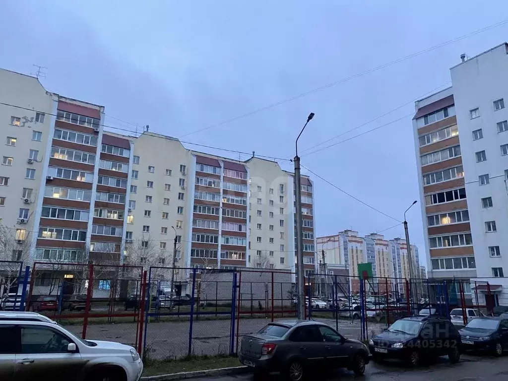 2-к кв. Башкортостан, Стерлитамак ул. Артема, 100 (50.1 м) - Фото 2