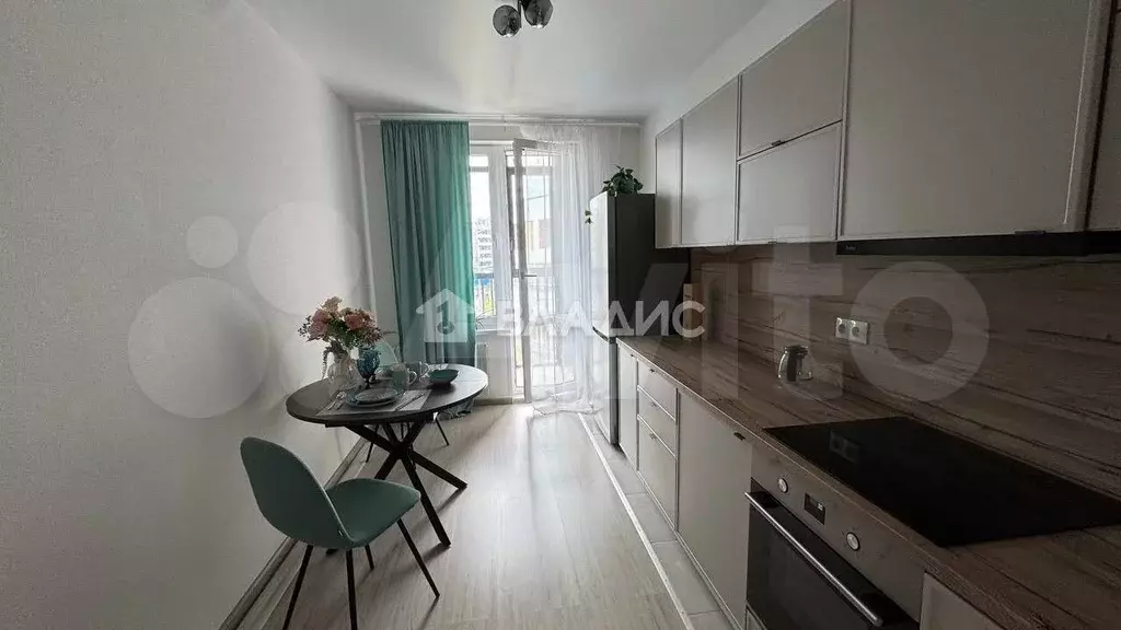 2-к. квартира, 57 м, 3/3 эт. - Фото 0