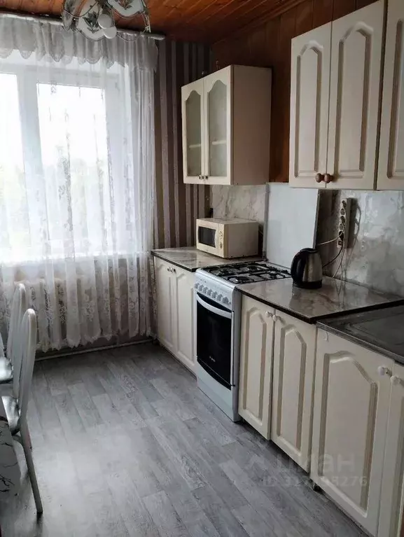 2-к кв. Краснодарский край, Динская ст-ца ул. Комсомольская, 105 (50.0 ... - Фото 0