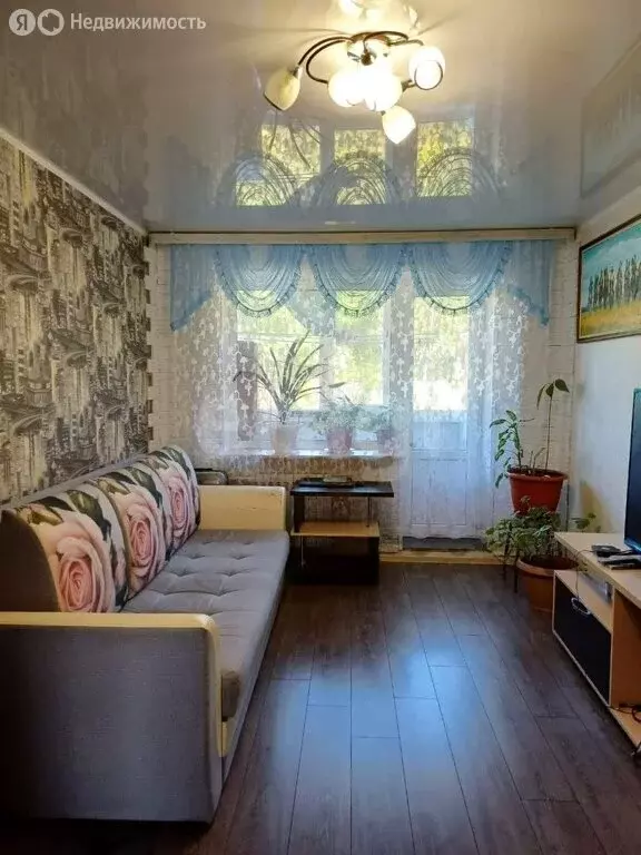 2-комнатная квартира: Петропавловск-Камчатский, улица Пономарёва, 17 ... - Фото 2