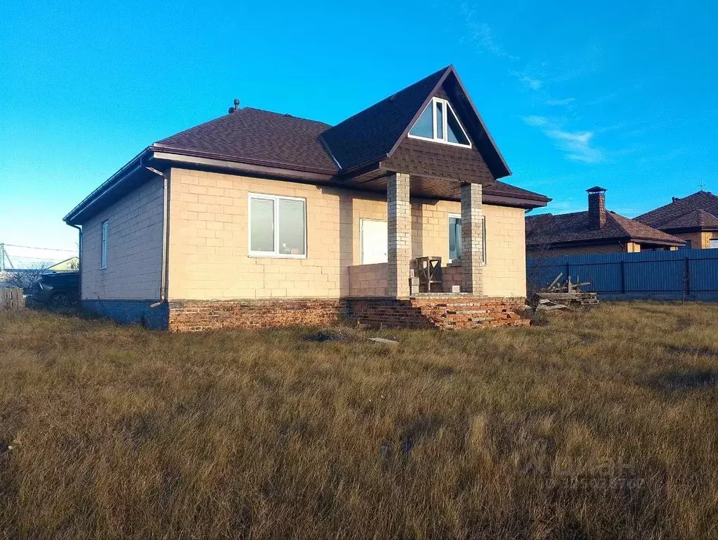 Дом в Белгородская область, Белгородский район, Беловское с/пос, с. ... - Фото 1