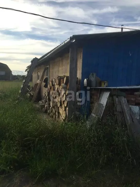 Дом в Республика Коми, муниципальный район Усть-Вымский, муниципальное ... - Фото 0