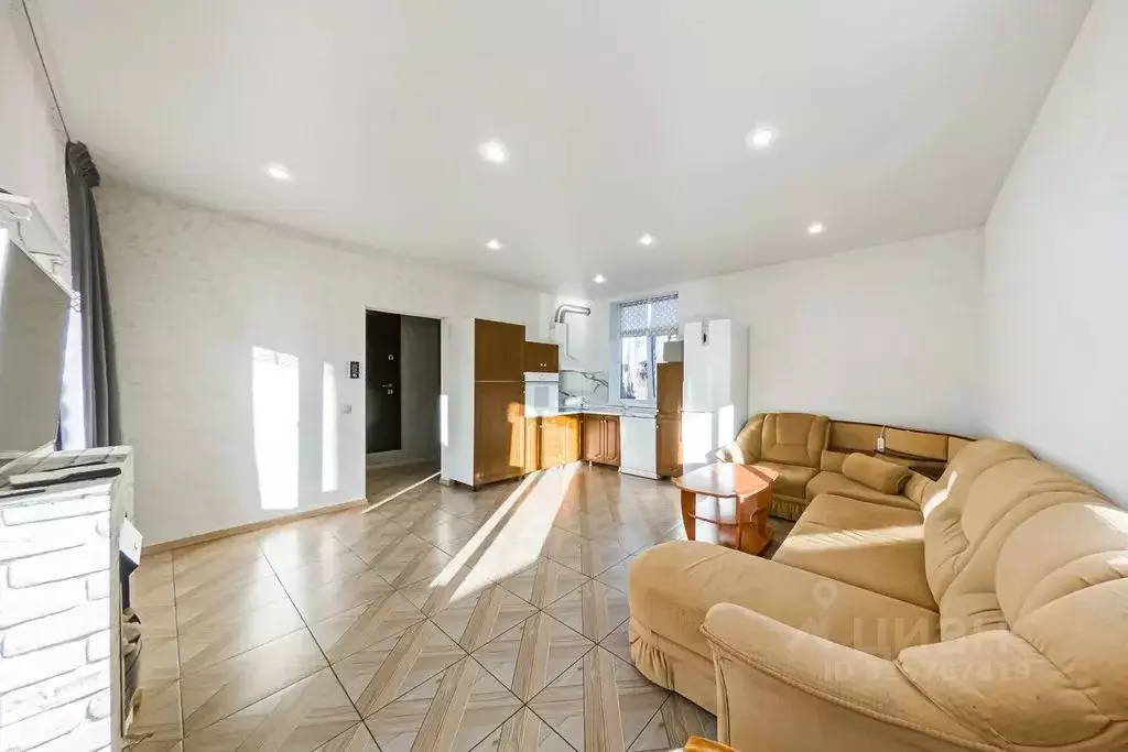 Дом в Свердловская область, Верхняя Пышма городской округ, пос. ... - Фото 1