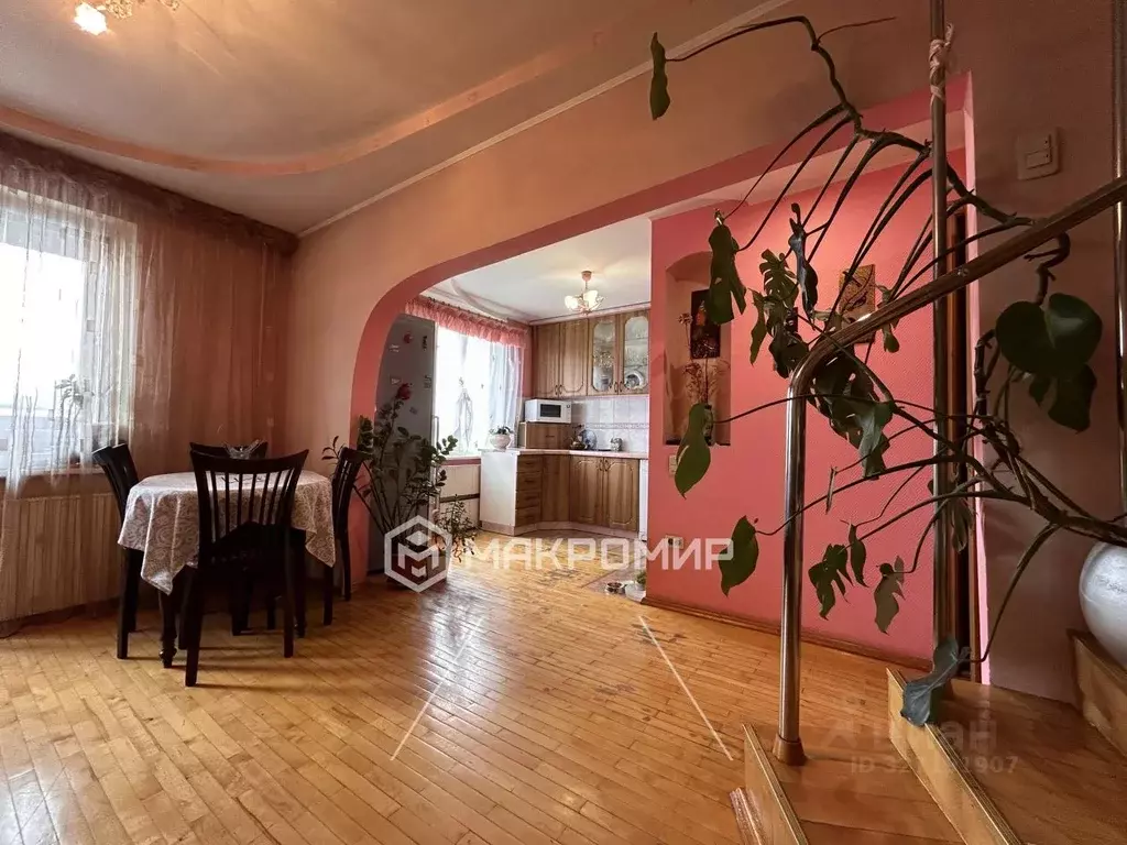 3-к кв. Челябинская область, Челябинск ул. Калинина, 11Г (93.5 м) - Фото 1