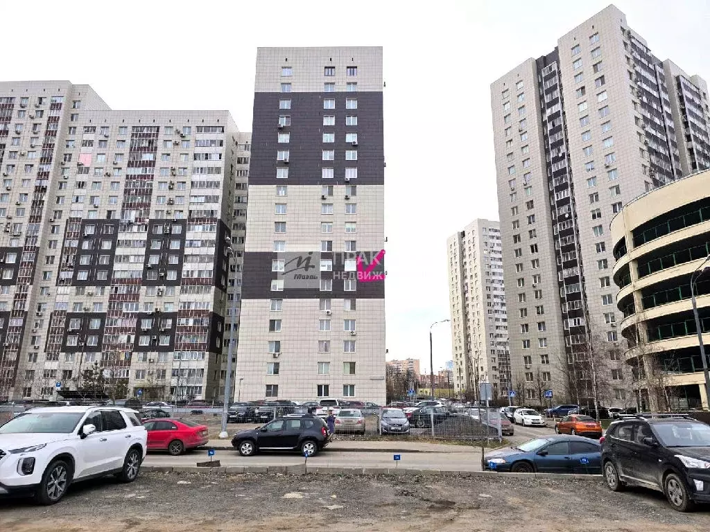 Продается 2-комнатная квартира - Фото 1