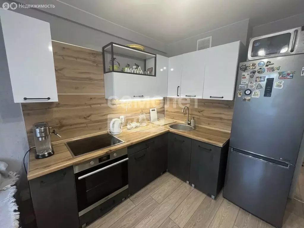 2-комнатная квартира: Ижевск, Фронтовая улица, 4 (56 м) - Фото 0