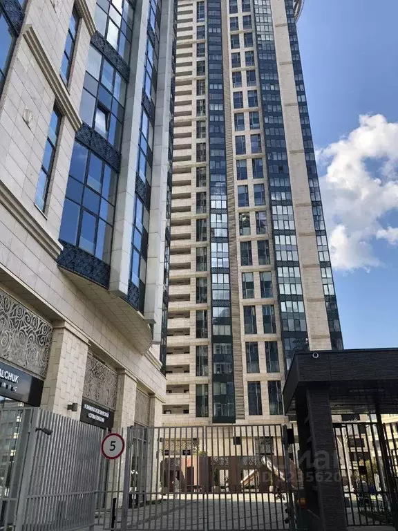 Квартира, 4 комнаты, 196 м - Фото 1