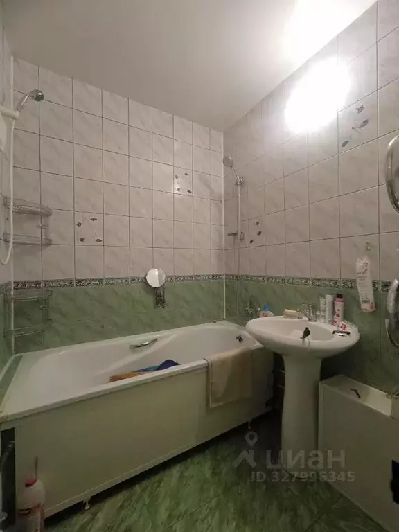 2-к кв. Адыгея, Тахтамукайский район, Яблоновский пгт Дорожная ул., ... - Фото 2