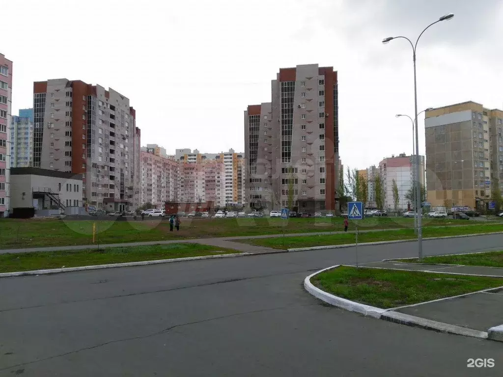 3-к. квартира, 90 м, 8/12 эт. - Фото 1