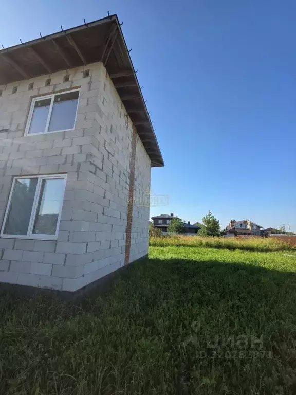 Дом в Марий Эл, Медведевский район, Сидоровское с/пос, д. Сидорово ул. ... - Фото 1