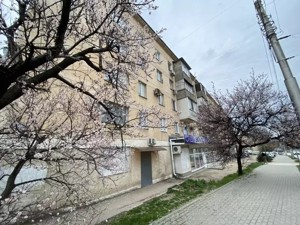 3-к кв. Севастополь ул. Гоголя, 36 (59.7 м) - Фото 1