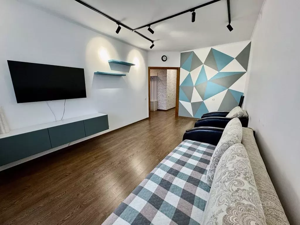 2-к кв. Ульяновская область, Ульяновск Новосондецкий бул., 19 (64.0 м) - Фото 1