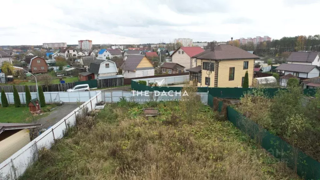 Участок в Калужская область, Жуковский муниципальный округ, Белоусово ... - Фото 1