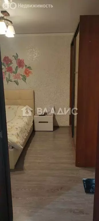 4-комнатная квартира: Санкт-Петербург, Софийская улица, 51 (74 м) - Фото 1