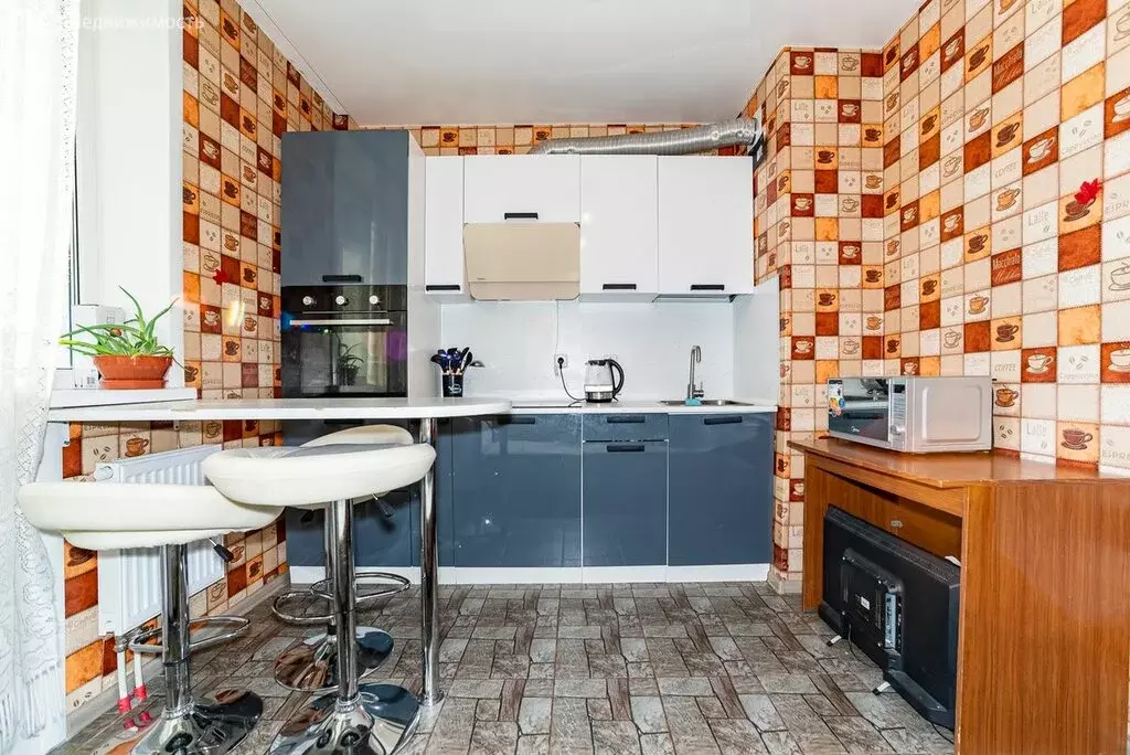 1-комнатная квартира: Екатеринбург, улица Старых Большевиков, 3В (35.1 ... - Фото 0