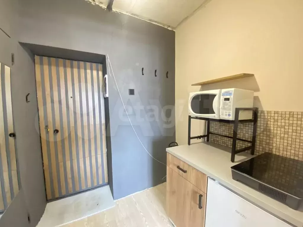 1-к. квартира, 18 м, 5/5 эт. - Фото 1