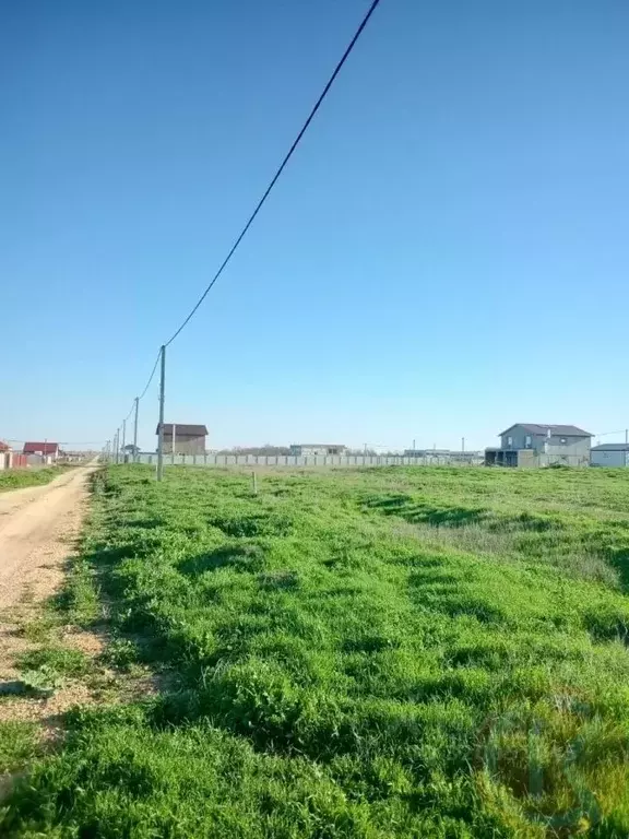 Участок в Крым, Сакский район, Молочненское с/пос, с. Витино ул. ... - Фото 1