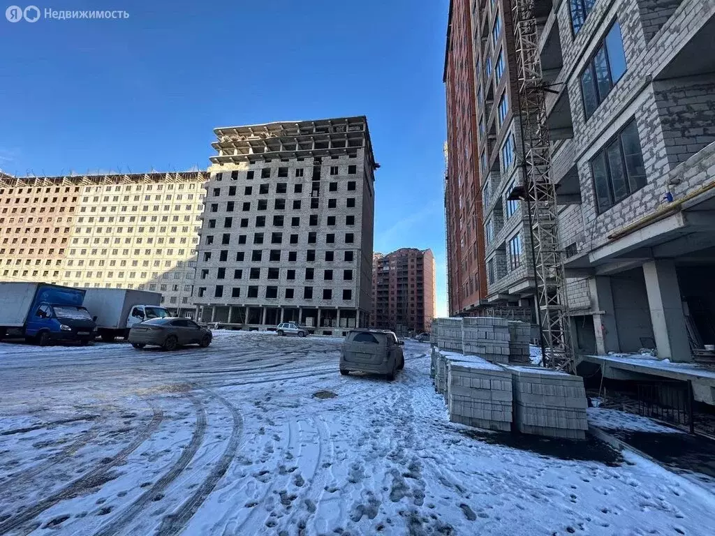 1-комнатная квартира: Махачкала, улица Ирчи Казака, 101Гк4 (58 м) - Фото 2