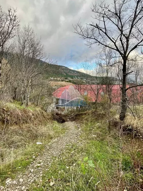 Участок в Крым, Ялта муниципальный округ, Виноградное пгт ул. Красина, ... - Фото 0