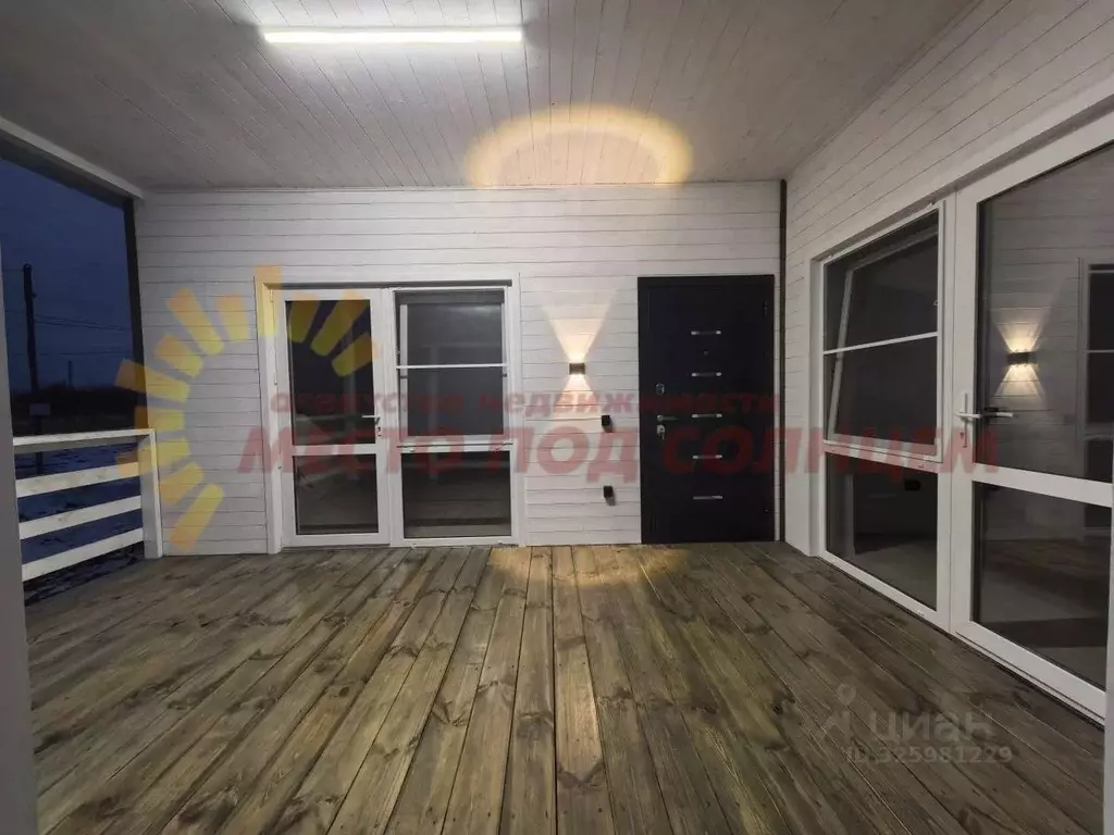 Дом в Краснодарский край, Ейский район, Красноармейское с/пос, пос. ... - Фото 1