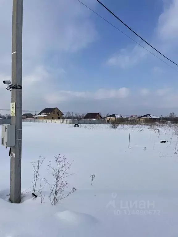 Участок в Татарстан, Тукаевский район, д. Азьмушкино ул. Вахитова, 16 ... - Фото 1