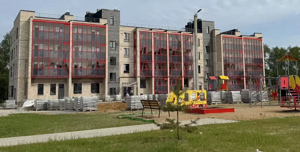 2-к. квартира, 69 м, 2/4 эт. - Фото 0
