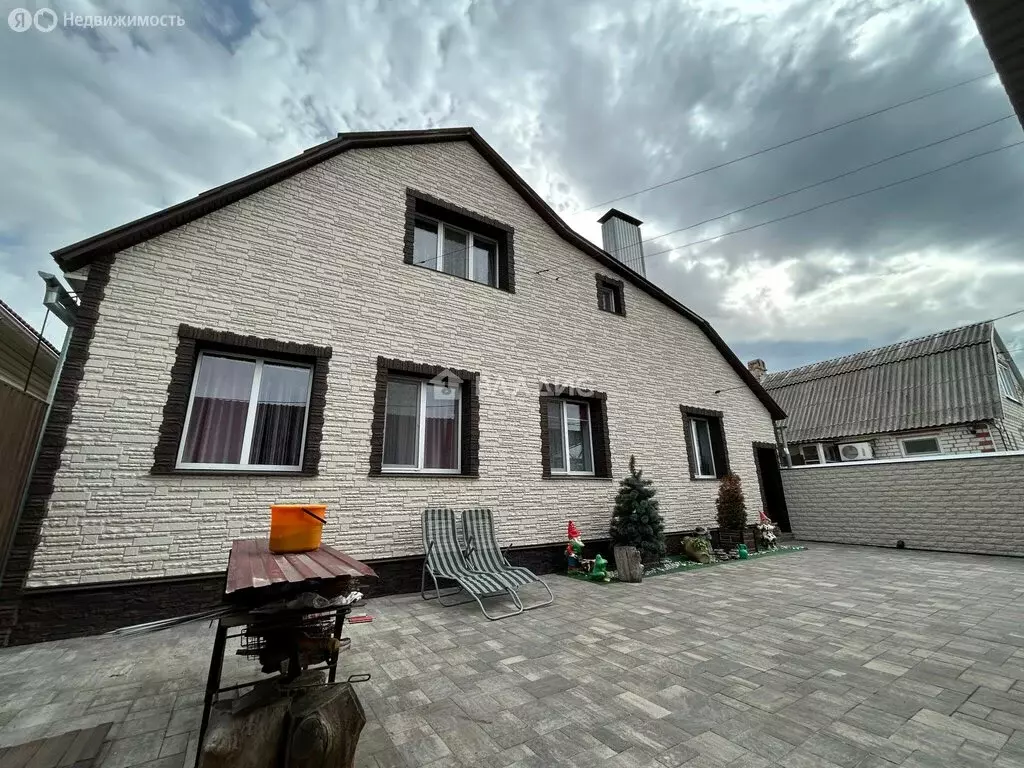 Дом в село Стрелецкое, улица Чапаева, 57 (154 м) - Фото 1