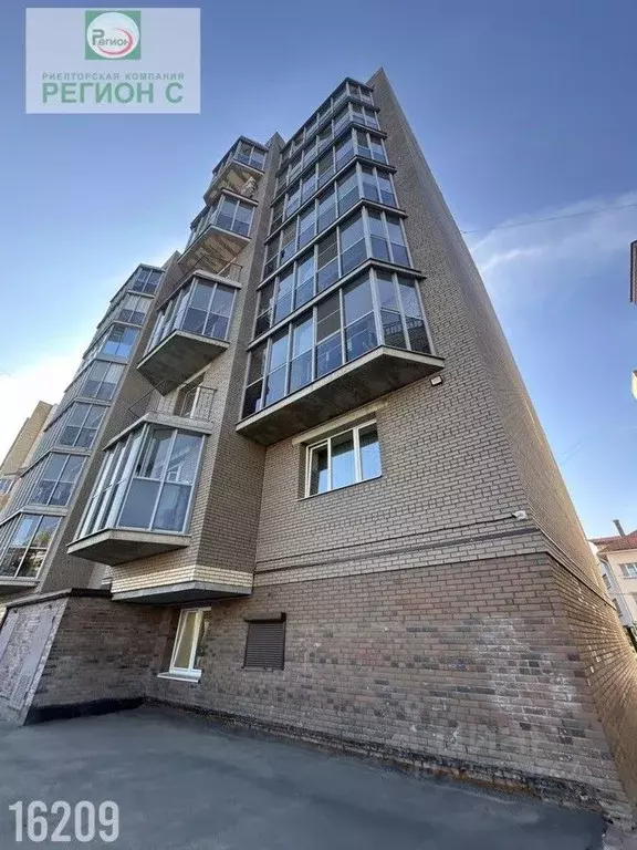 2-к кв. Архангельская область, Архангельск Поморская ул., 46 (67.2 м) - Фото 1