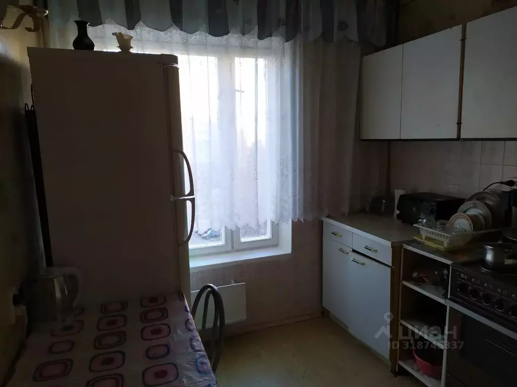 1-к кв. Самарская область, Тольятти просп. Степана Разина, 91 (34.0 м) - Фото 0