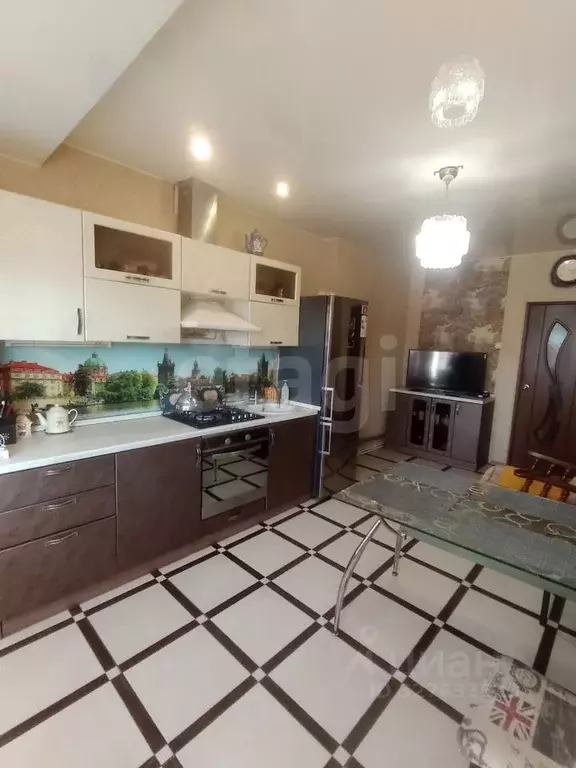 3-к кв. Коми, Сыктывкар ул. Димитрова, 5 (77.1 м) - Фото 1