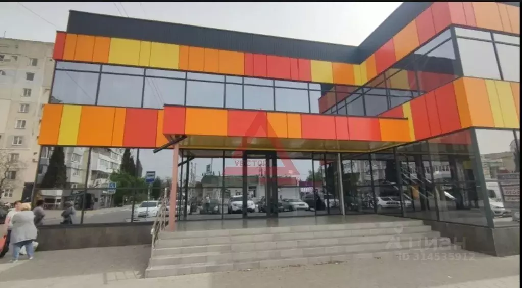 Помещение свободного назначения в Севастополь ул. Косарева, 1 (350 м) - Фото 1