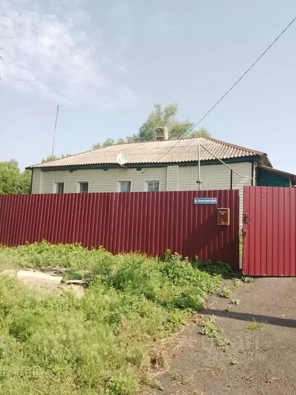 Дом в Курская область, Советский район, Михайлоанненский сельсовет, д. ... - Фото 1