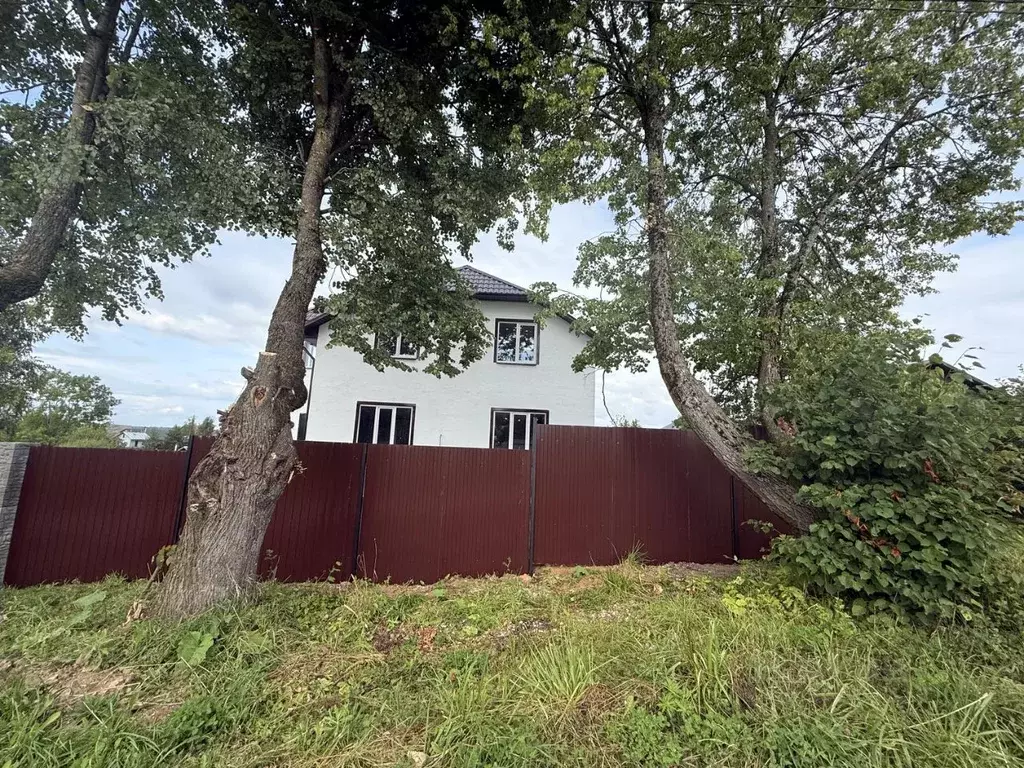 Дом в Новгородская область, Валдай ул. Кузьмина, 49 (182 м) - Фото 1