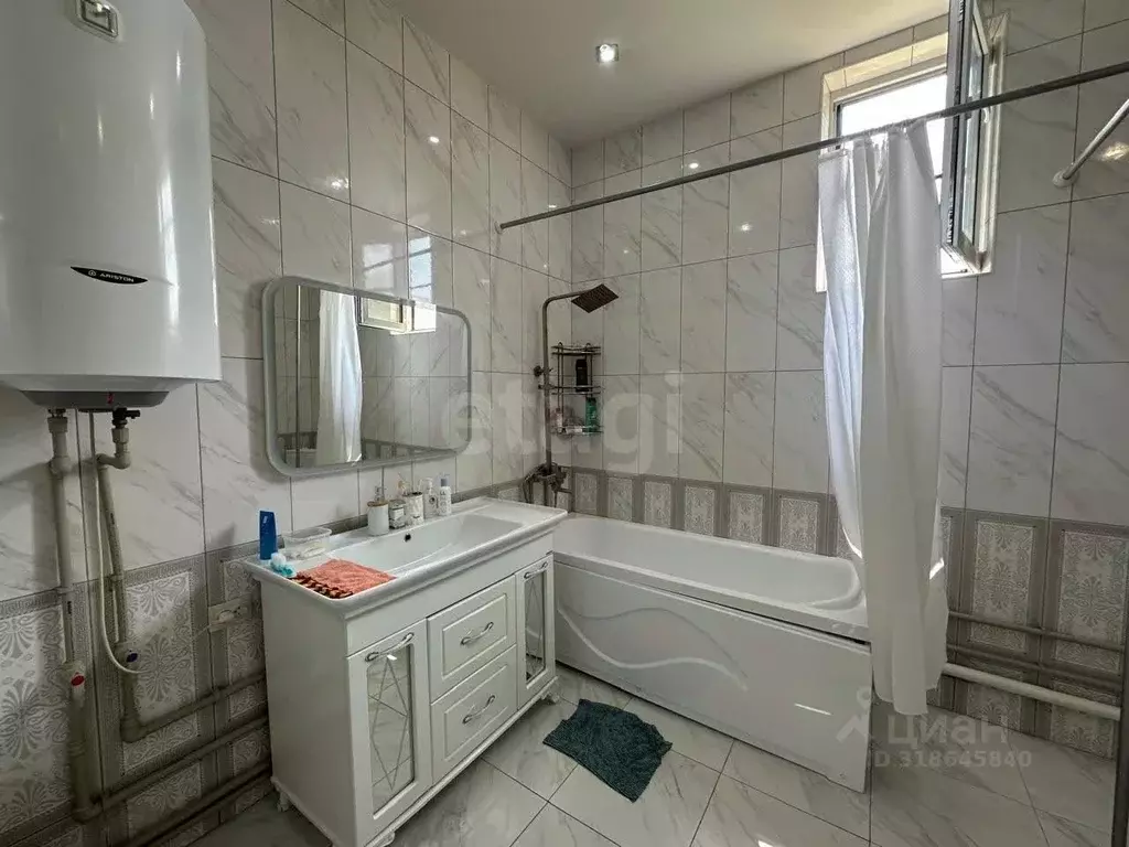 Дом в Ингушетия, Назрань ул. Цороева (130 м) - Фото 0